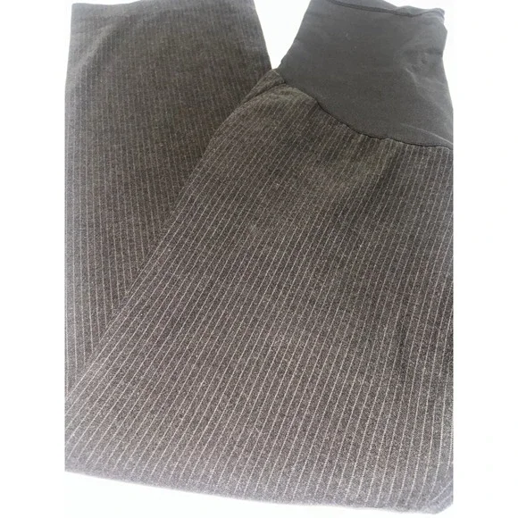 Motherhood Maternity Bundle Gray Jeans Brownish Pants Red Shirt M (8-10) - Picture 9 of 16